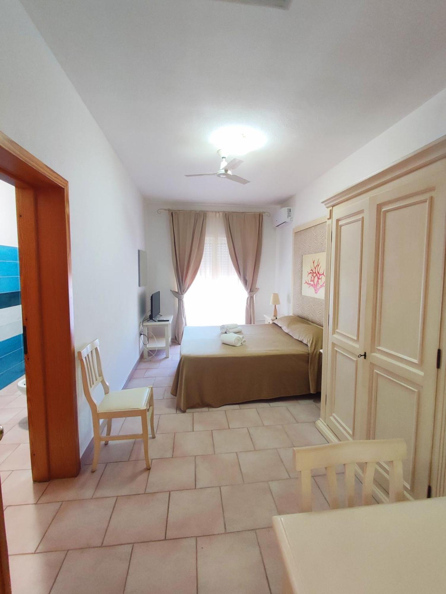 A.I.R. Hotel Gabbiano Isola Rossa Εξωτερικό φωτογραφία