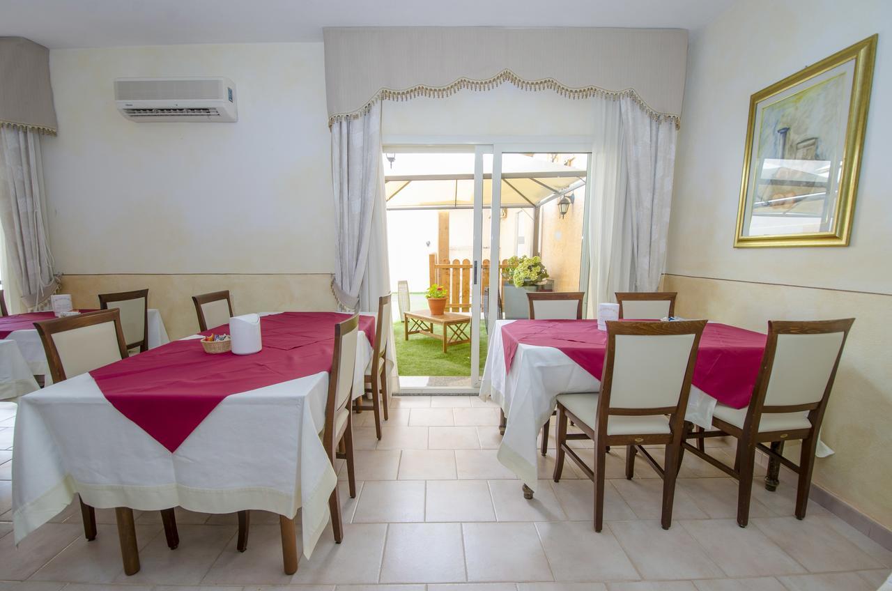 A.I.R. Hotel Gabbiano Isola Rossa Εξωτερικό φωτογραφία