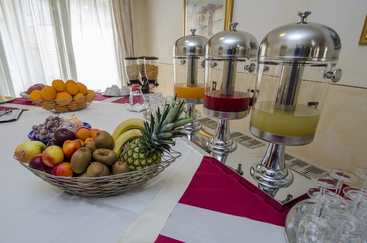 A.I.R. Hotel Gabbiano Isola Rossa Εξωτερικό φωτογραφία