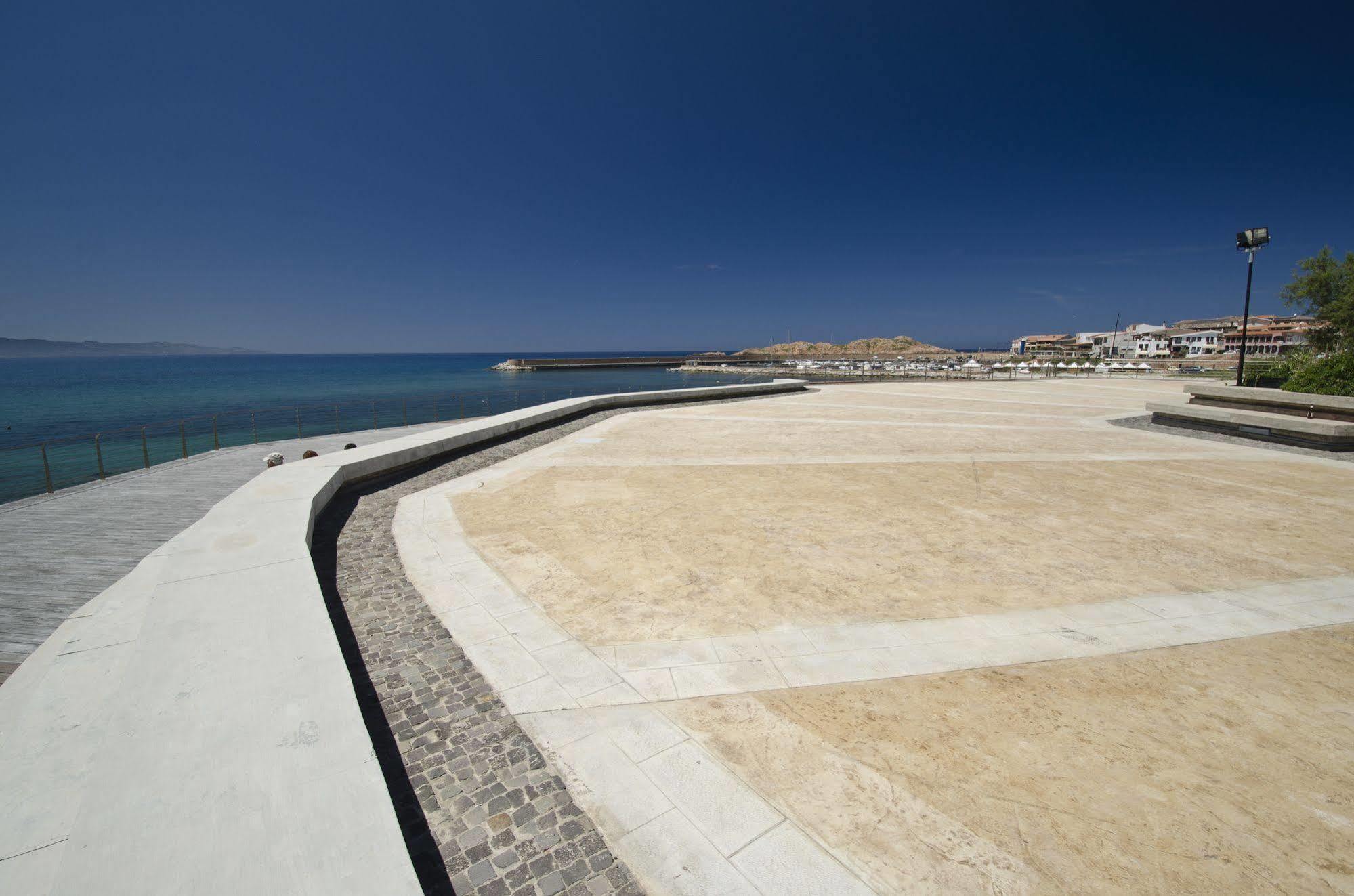 A.I.R. Hotel Gabbiano Isola Rossa Εξωτερικό φωτογραφία